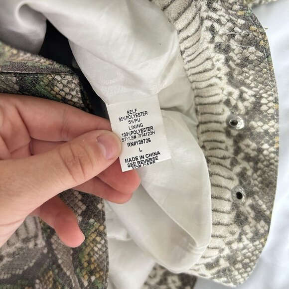 Honey Punch Womens Large Green Snake Print Faux Leather Jacket Y2K Retro - Picture 10 of 10